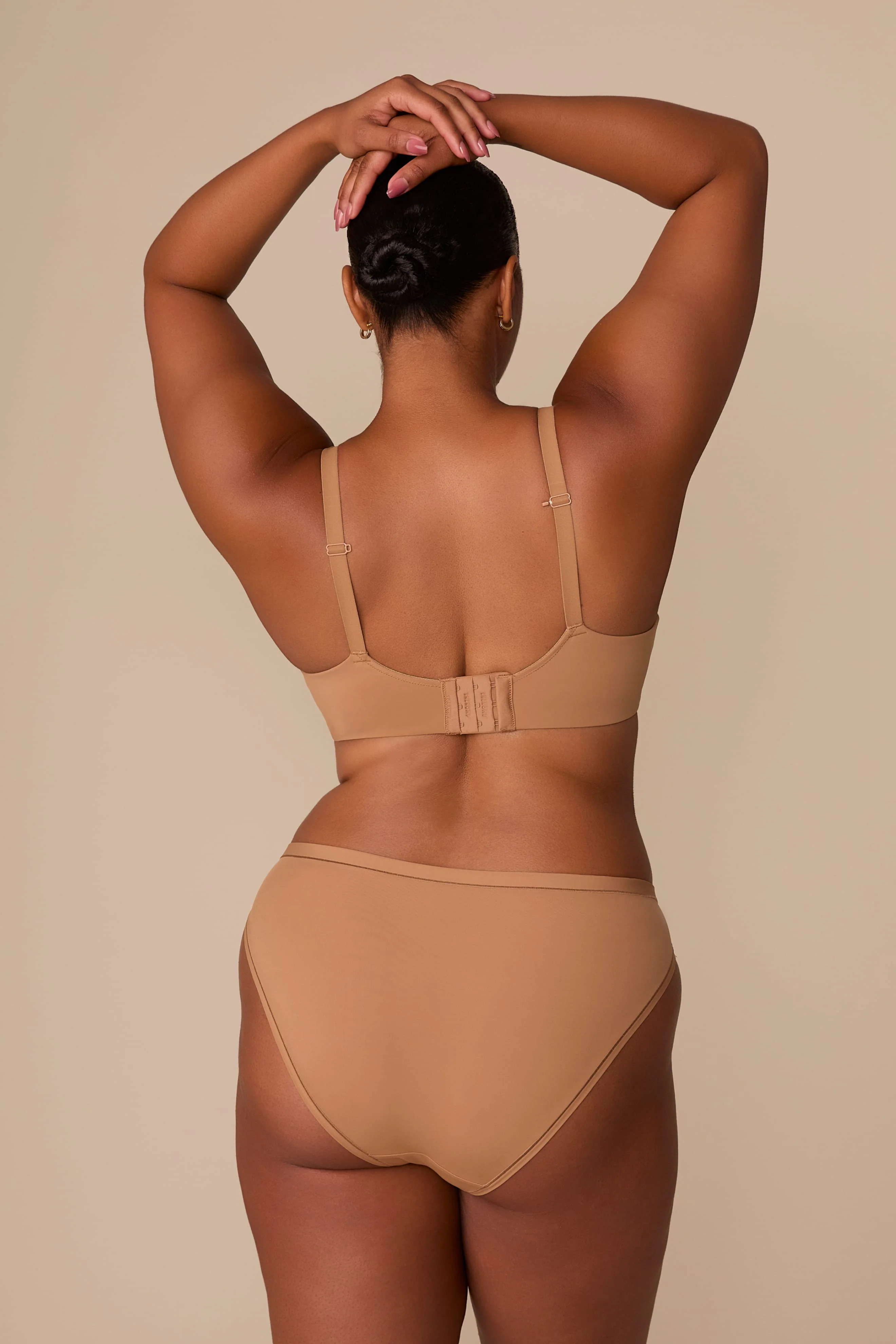 Base Wirefree T-Shirt Bra - Tan - Image 6